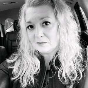 Meet your Posher, Kimberly